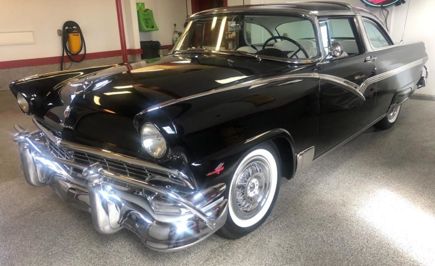 1956 FORD CROWN VICTORIA